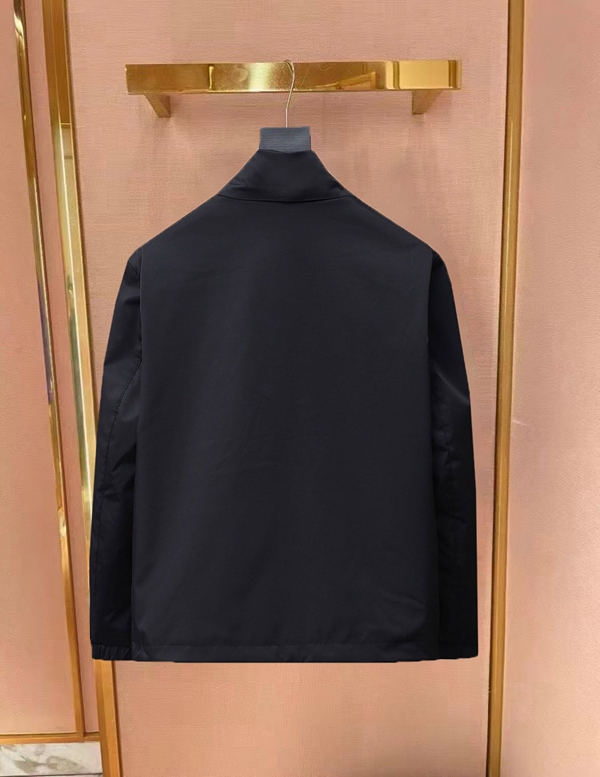 ブランドジャケット背面デザイン